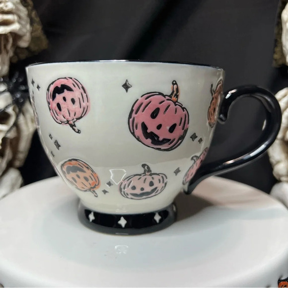 Potters Studio 2024 Halloween Spooky Seaon Ceramic Pink Black Pumpkin Mugs x2 - Picture 9 of 14
